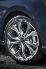 Hyundai i30 Fastback 2018 года (UK)